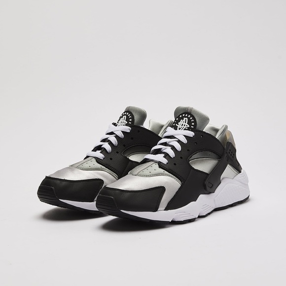 Nike Other - Nike Air Huarache
Men's